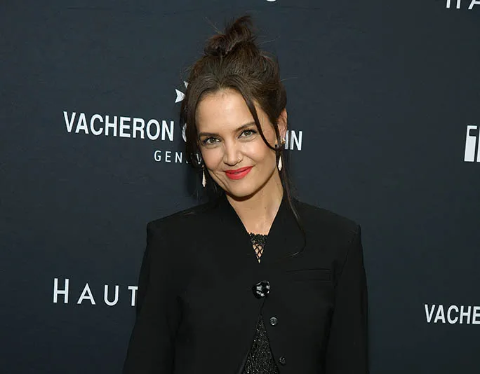 Katie Holmes Stuns at Chanel Opening: A Glimpse of Timeless Elegance
